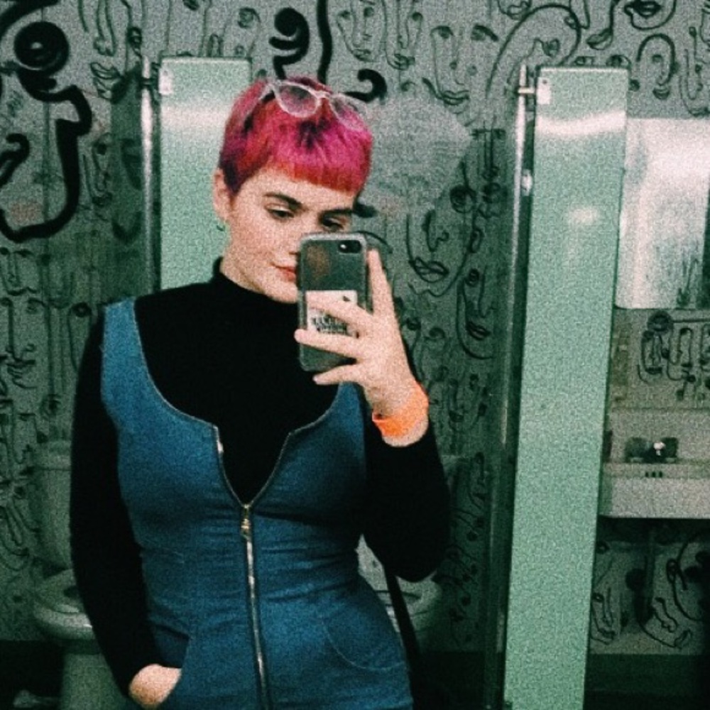 Meet your Posher, Ella